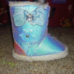 Disney Frozen toddler slipper boots